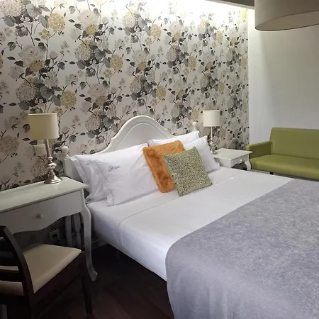 Mystay - Campus Natura Couette-café 3*